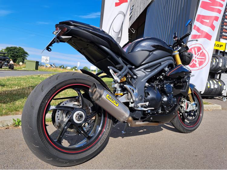 TRIUMPH SPEED TRIPLE 1050 R