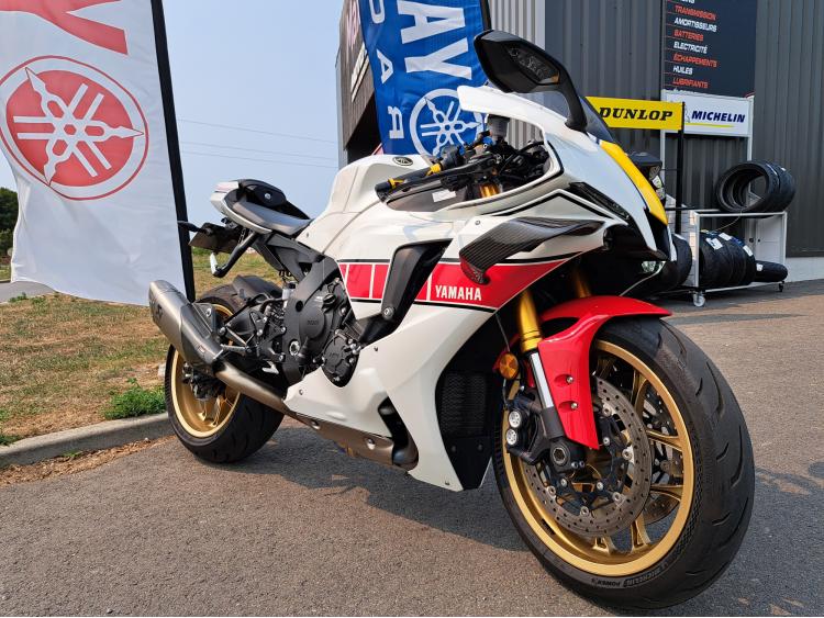 R1 WORLD GP 60TH ANNIVERSARY