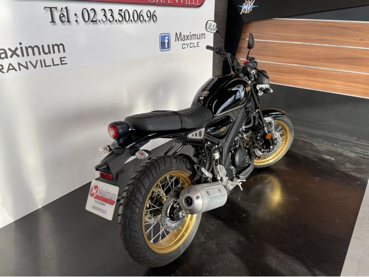 XSR 125 Legacy