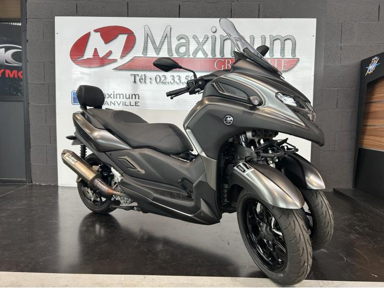 YAMAHA TRICITY 300