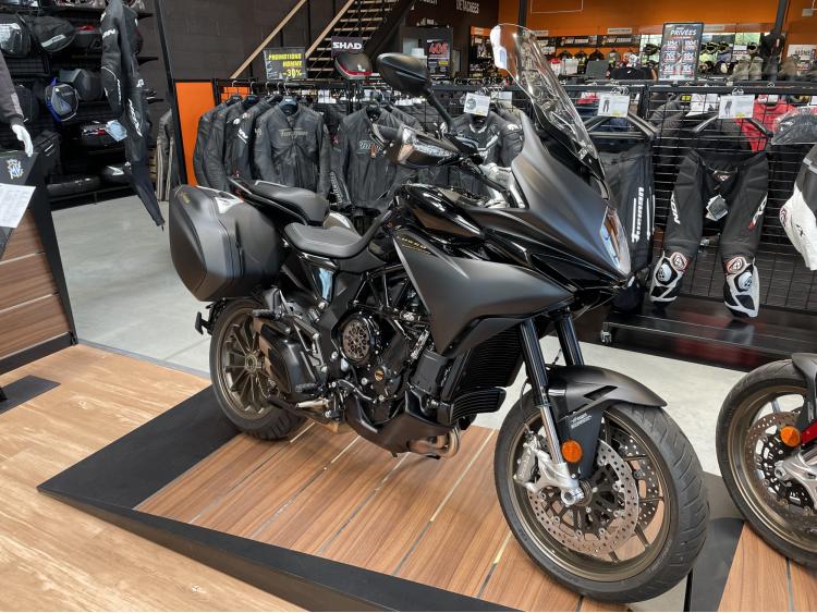 MV AGUSTA TURISMO VELOCE LUSSO SCS