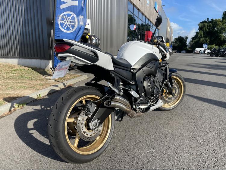 YAMAHA FZ8 N