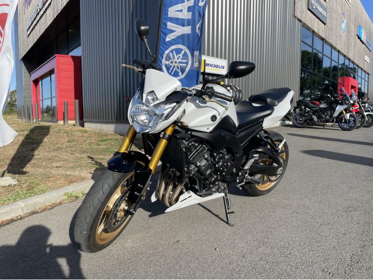 YAMAHA FZ8 N