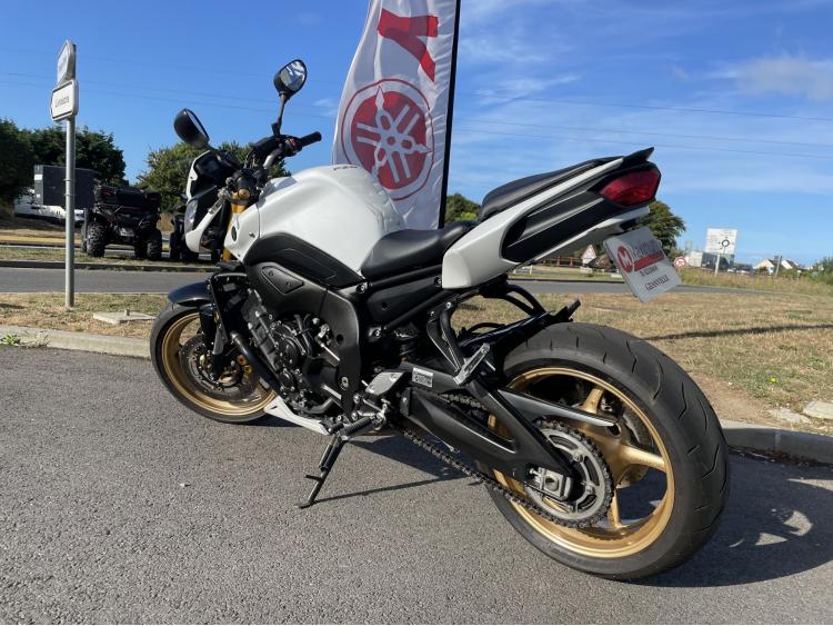 YAMAHA FZ8 N