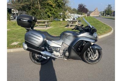 KAWASAKI GTR 1400