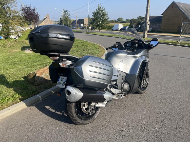 KAWASAKI GTR 1400 ABS