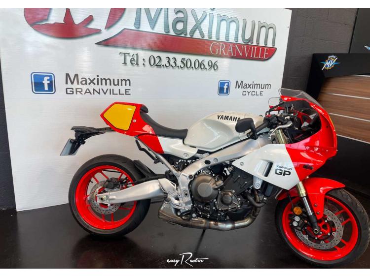 YAMAHA XSR 900 GP