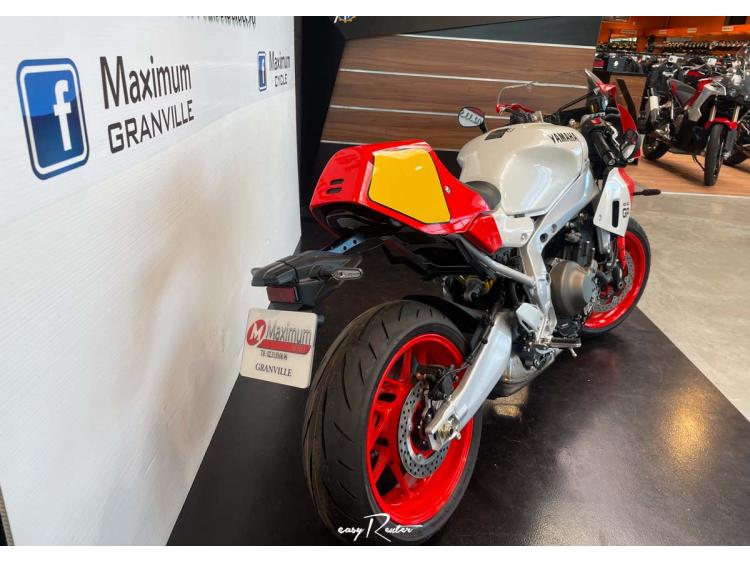YAMAHA XSR 900 GP