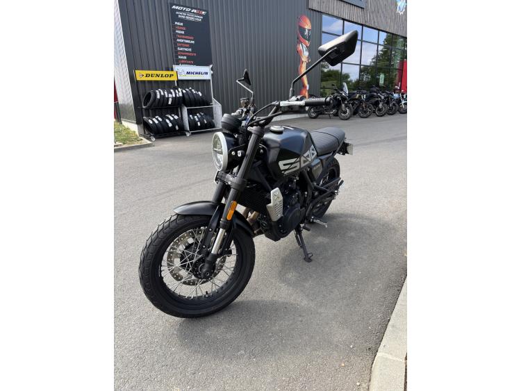BRIXTON MOTORCYCLES CROSSFIRE 500 X